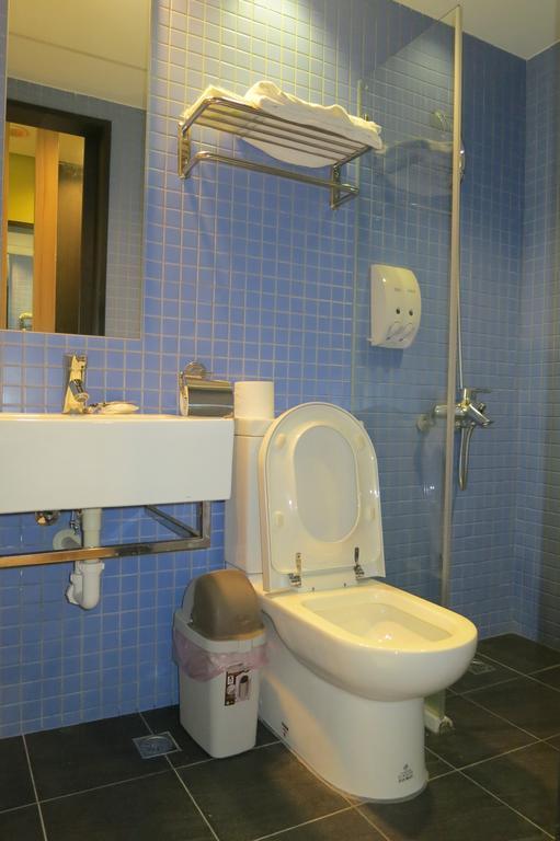 茶源旅店-潭暉魚池館 Apartamento Yuchi Exterior foto