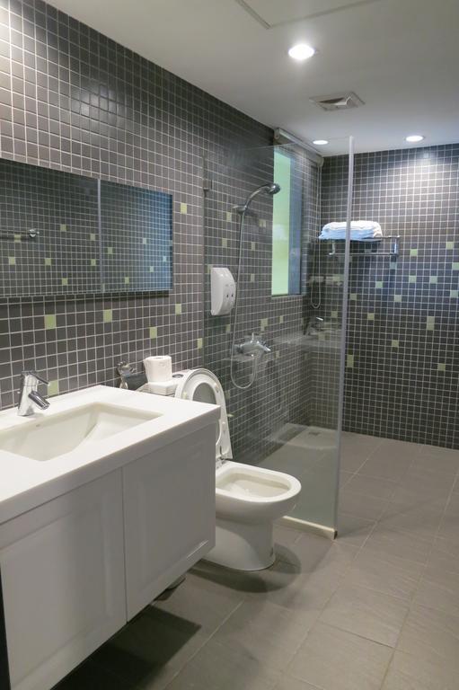 茶源旅店-潭暉魚池館 Apartamento Yuchi Exterior foto
